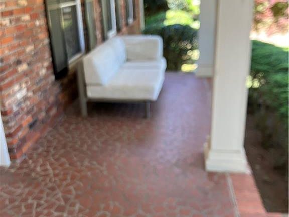 3rd image of 1193 Angelia Dr SW
