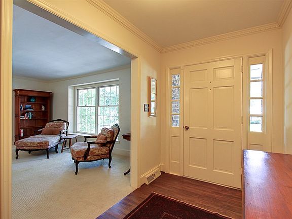 5th image of 6211 Gaywind Dr