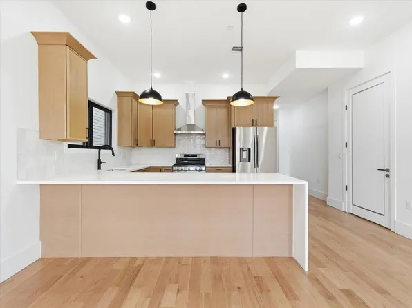 68 Jordan Ave Floor 2, Jersey City, NJ 07306