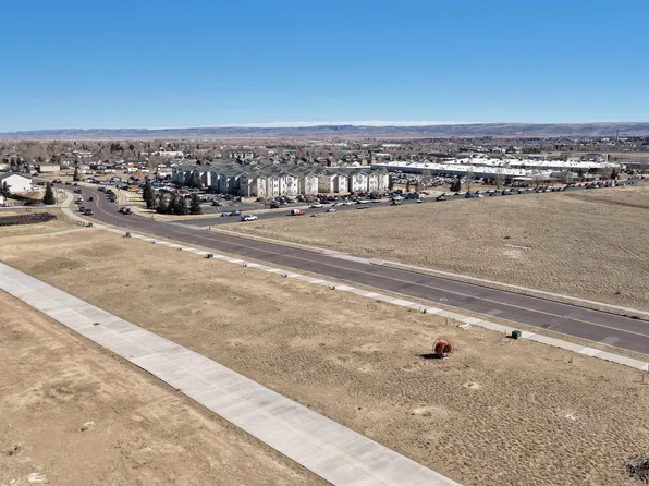 1236 S Colorado Ave, Laramie, WY 82070