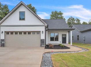 161 Riverside Dr, Taylors, SC 29687