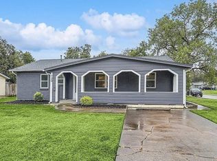 730 W Purnell Rd, Lewisville, TX 75067