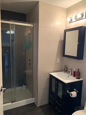 Rented by ABCO Commercial Properties, LLC | media 27