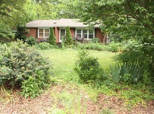 3704 Pershing Ct, Greensboro, NC 27408