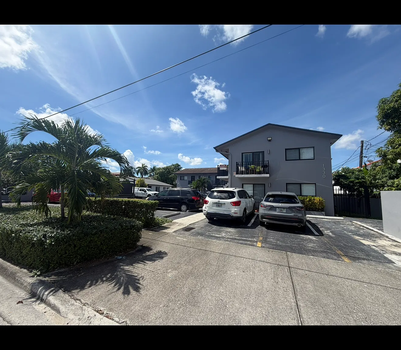 2 bed, 1000 sqft, $2,000 — Photo 1