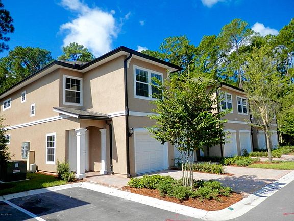 2nd image of 11312 Estancia Villa Cir #1002