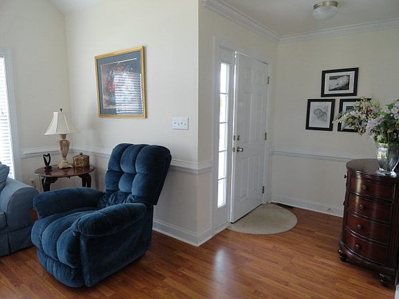 2nd image of 4711 Winthorp Ct NW