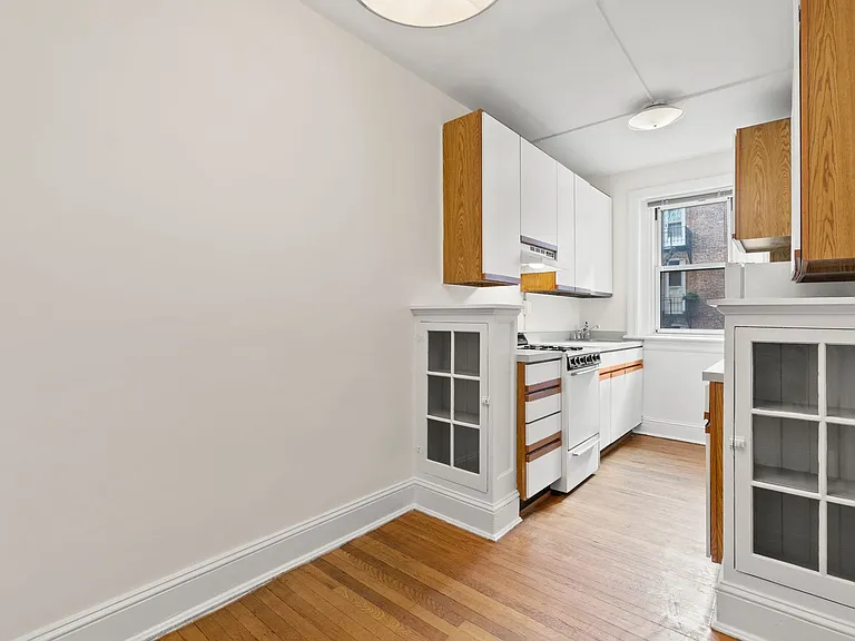 1954 Columbia Rd NW #304 — Photo 14
