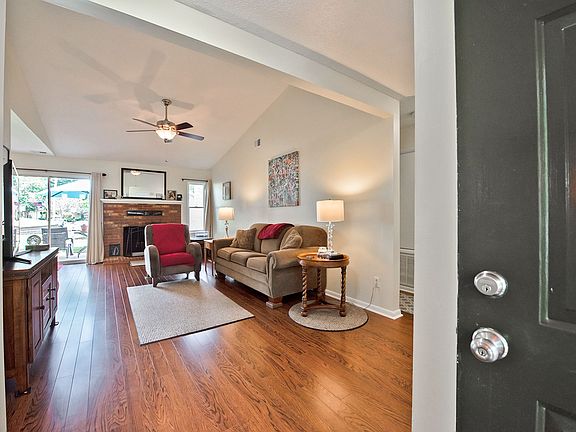 4th image of 9024 McAlpine Cove Ct