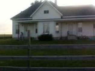 4377 E 13th Rd, Earlville, IL 60518