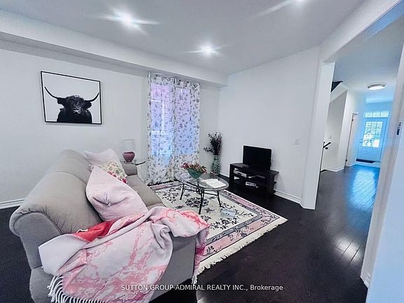 4th image of 81 Livante Ct