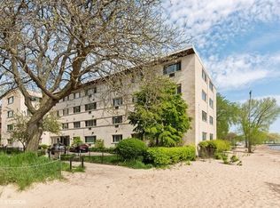 1050 W Columbia Ave APT 1A, Chicago, IL 60626