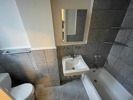 Rented by Best Apartments North Inc | media 29