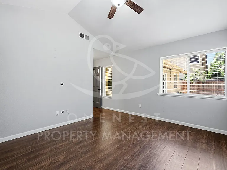 2545 Muirfield Dr — Photo 18