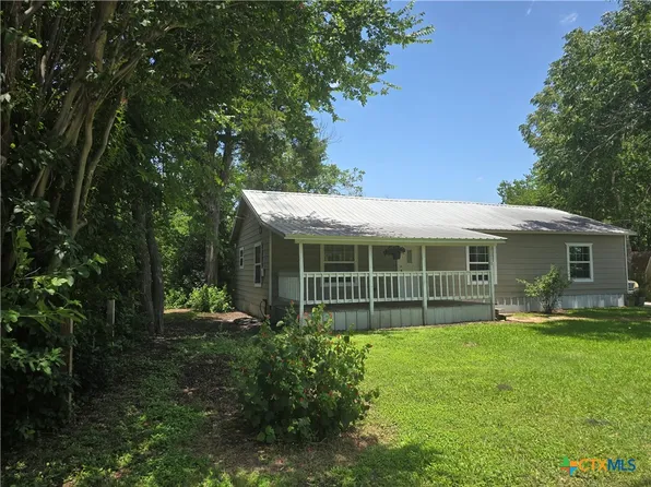 1210 W Clark St, Bartlett, TX 76511