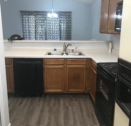 2nd image of 8061 N Tackroom Ln
