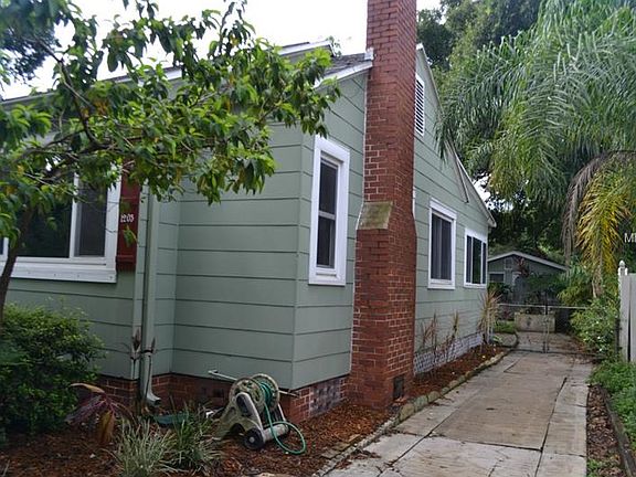 2nd image of 1205 E Idlewild Ave