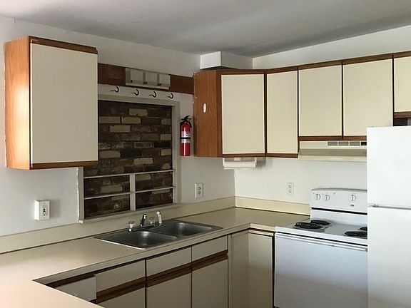 3rd image of 1319 N West St #2