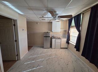 397 5th St #11, Gustine, CA 95322