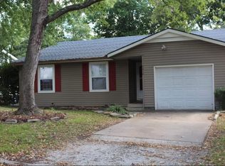 2418 Odessa St, Joplin, MO 64801
