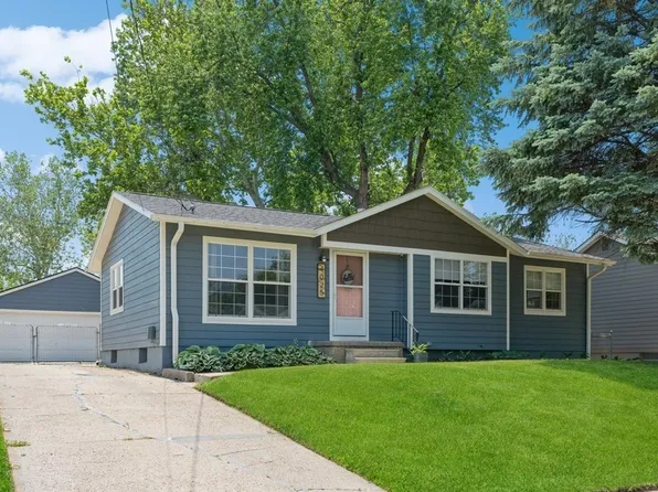 4025 E Garden Ave, Des Moines, IA 50317