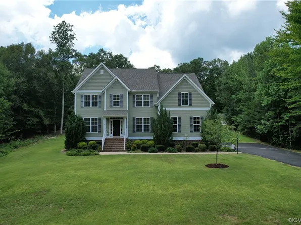 7360 Diascund Creek Pl, New Kent, VA 23124