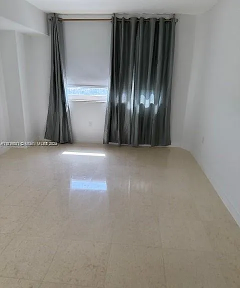 19501 W Country Club Dr #1815 — Photo 14
