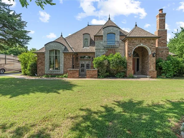 1400 E Angel Fire Ter, Mustang, OK 73064