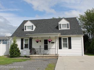 409 Bluff St, Old Forge, PA 18518