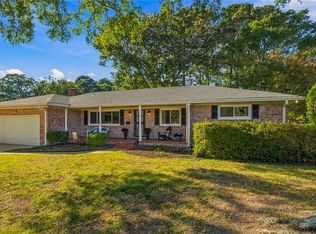 1037 Five Forks Rd, Virginia Beach, VA 23455