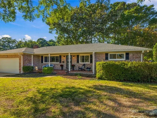 1037 Five Forks Rd, Virginia Beach, VA 23455
