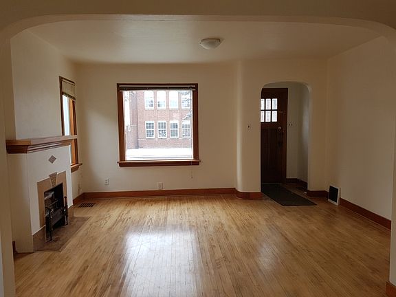 4th image of 10932 87th Ave NW