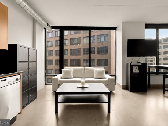 1133 14th St NW APT 703, Washington, DC 20005