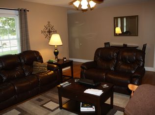 317 Cumberland St W, Cowan, TN 37318