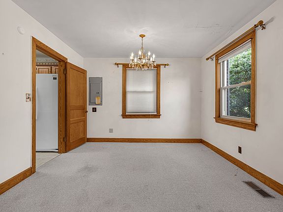 5th image of 3314 Mimosa Dr