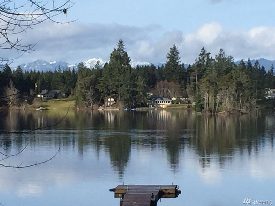 1st image of 170 E Island Lake Dr