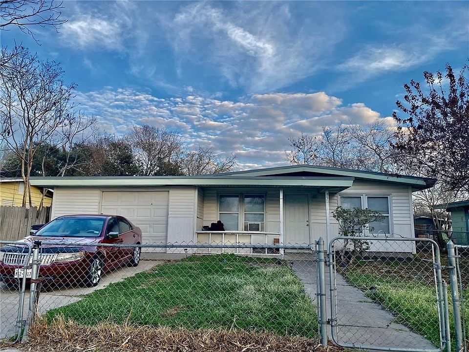 1st image of 930 Hazel Dr