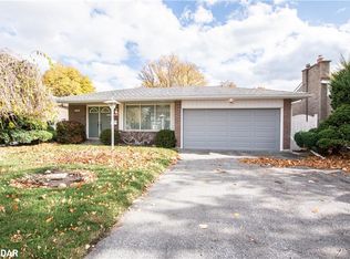 279 Cook St, Barrie, ON L4M4H7