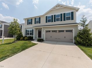 2658 Himelrigh Blvd, Barberton, OH 44203