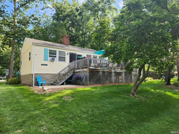 1158 N Diamond Point Ct, Monticello, IN 47960