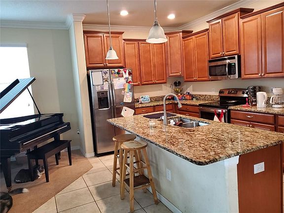 4th image of 15414 Lost Creek Ln