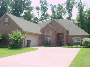 4004 Charleston Dr, Jonesboro, AR 72404