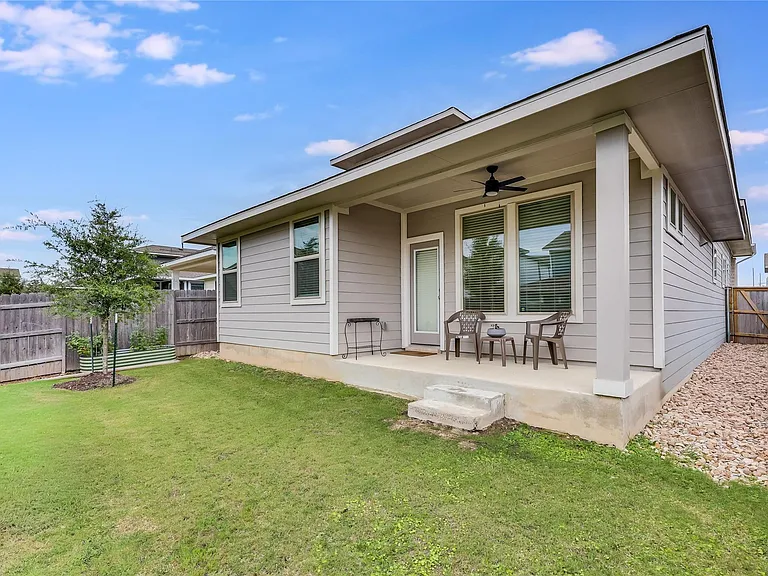 8608 McKamy Dr — Photo 31