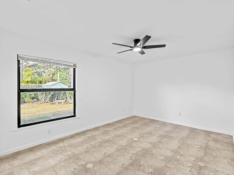 11989 Persimmon Blvd — Photo 24