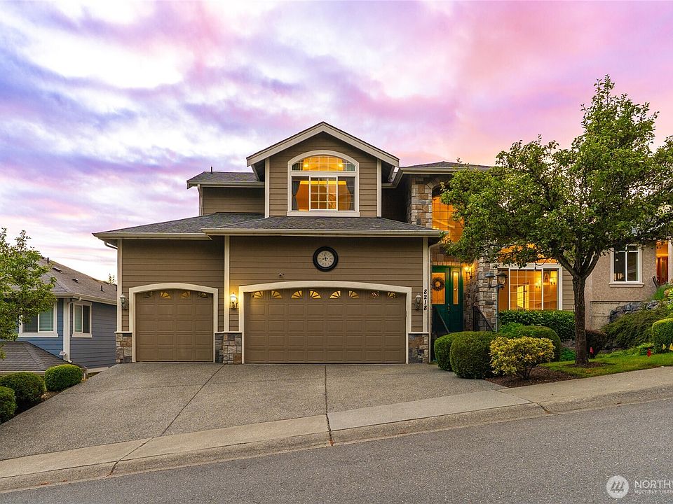 1st image of 8218 NE 187th Way