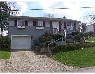 4009 School Dr photo 1
