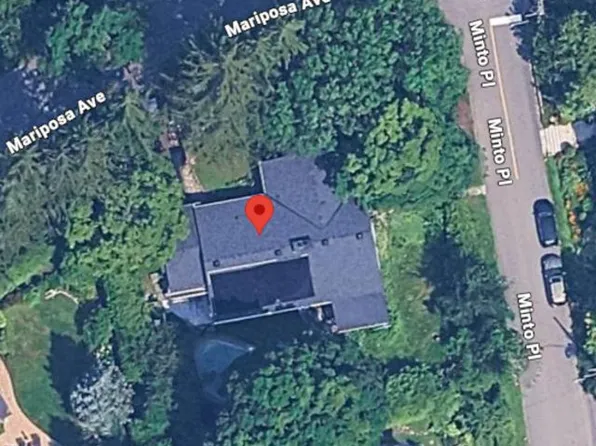 60 Mariposa Ave, Ottawa, ON K1M 0V1