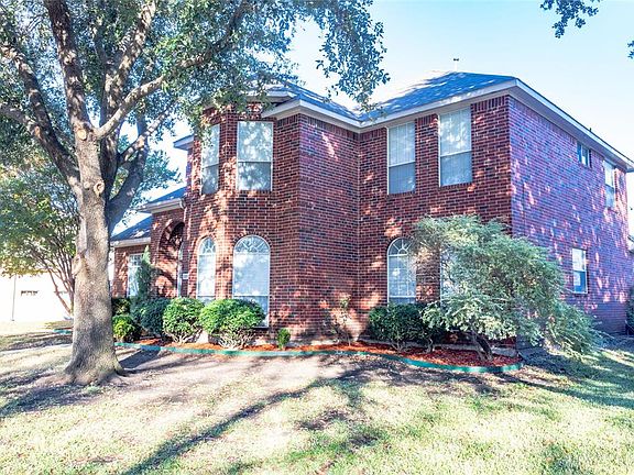4th image of 2073 Hawken Dr