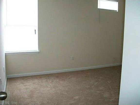 5th image of 806 W Washington St Unit 301
