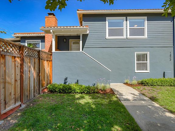 5th image of 2698 Carolina Ave